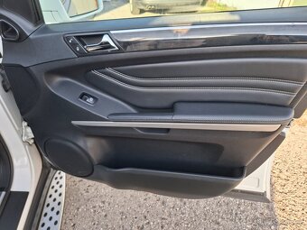 Mercedes Benz ML Grand Edition 350CDi - 12