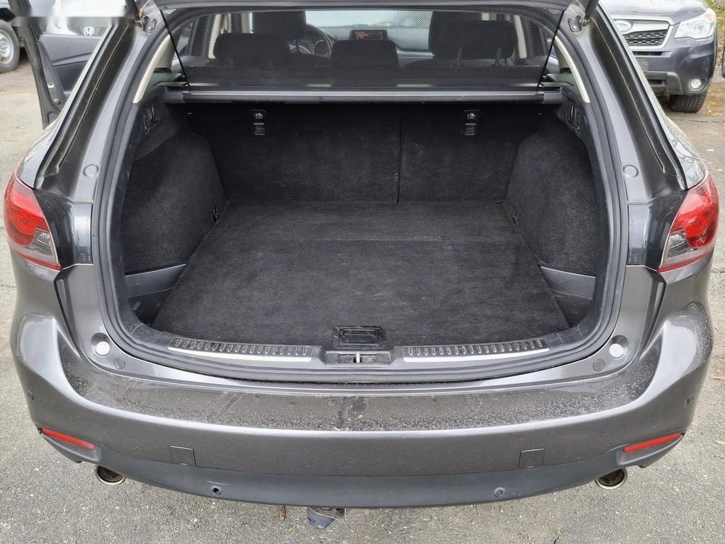 Mazda 6,2.0 benzin Facelit 1. majitel - 13