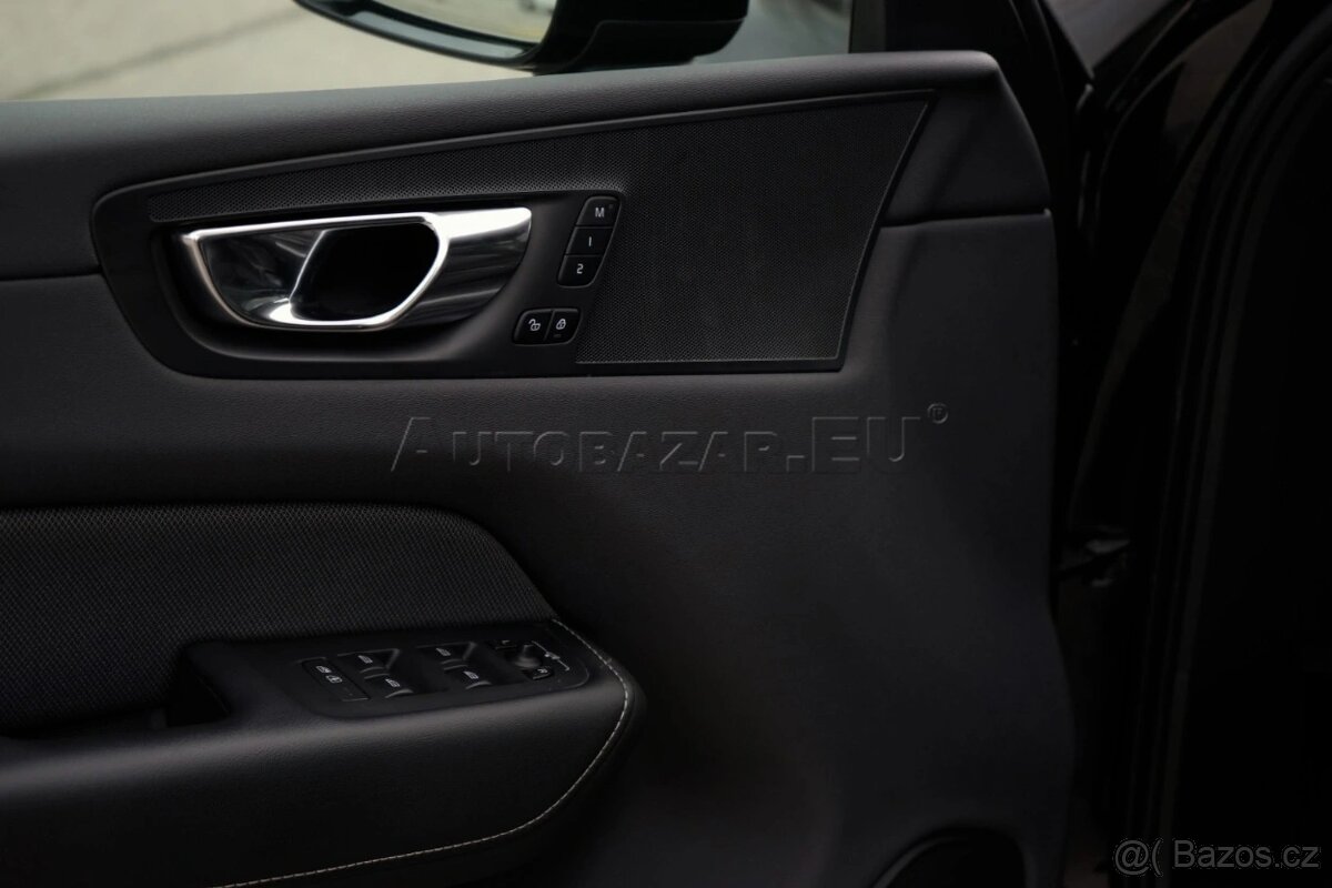 Volvo XC60 T6 Hybrid eAWD A/T R-design - 13