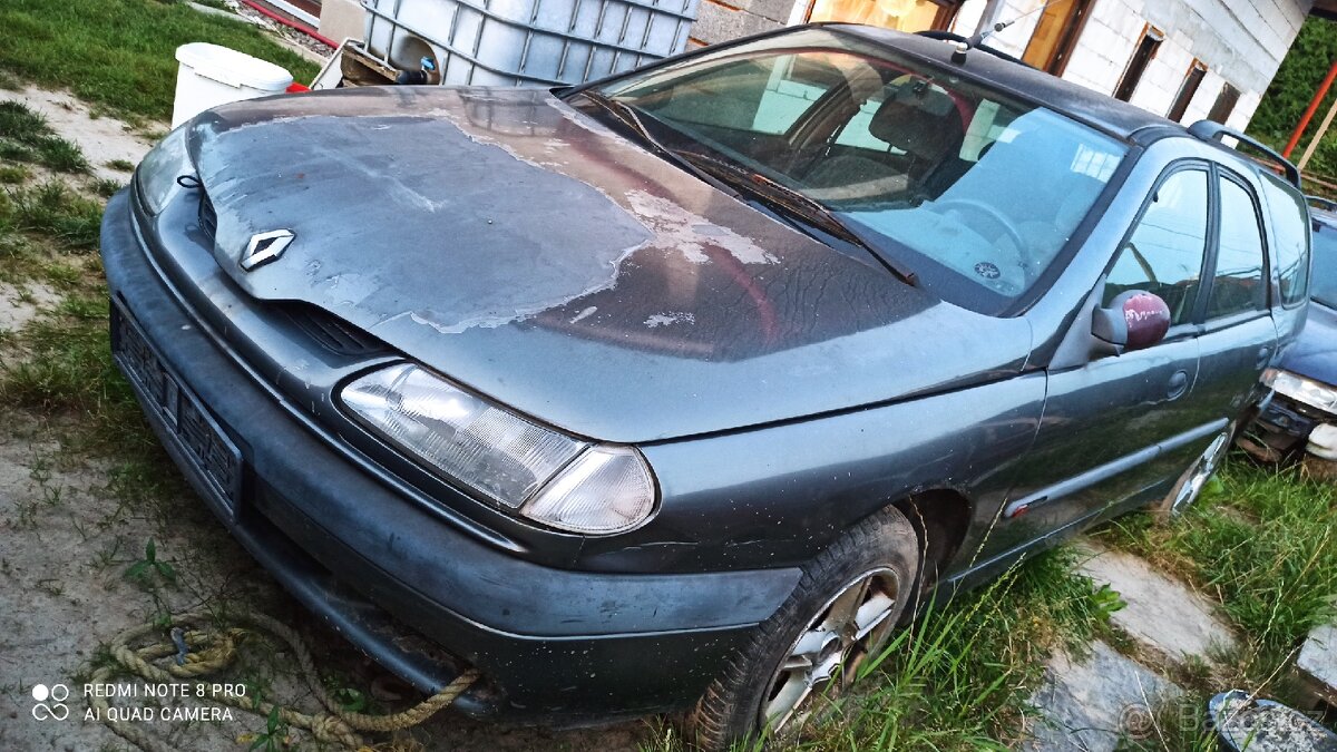 Díly ze dvou Renault laguna 1 combi LPG - 13