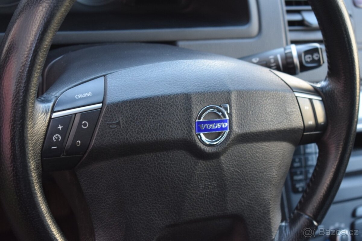 Volvo XC90 2.4D/MANUÁL/KŮŽE/TAŽNÉ/7MÍST/ - 13