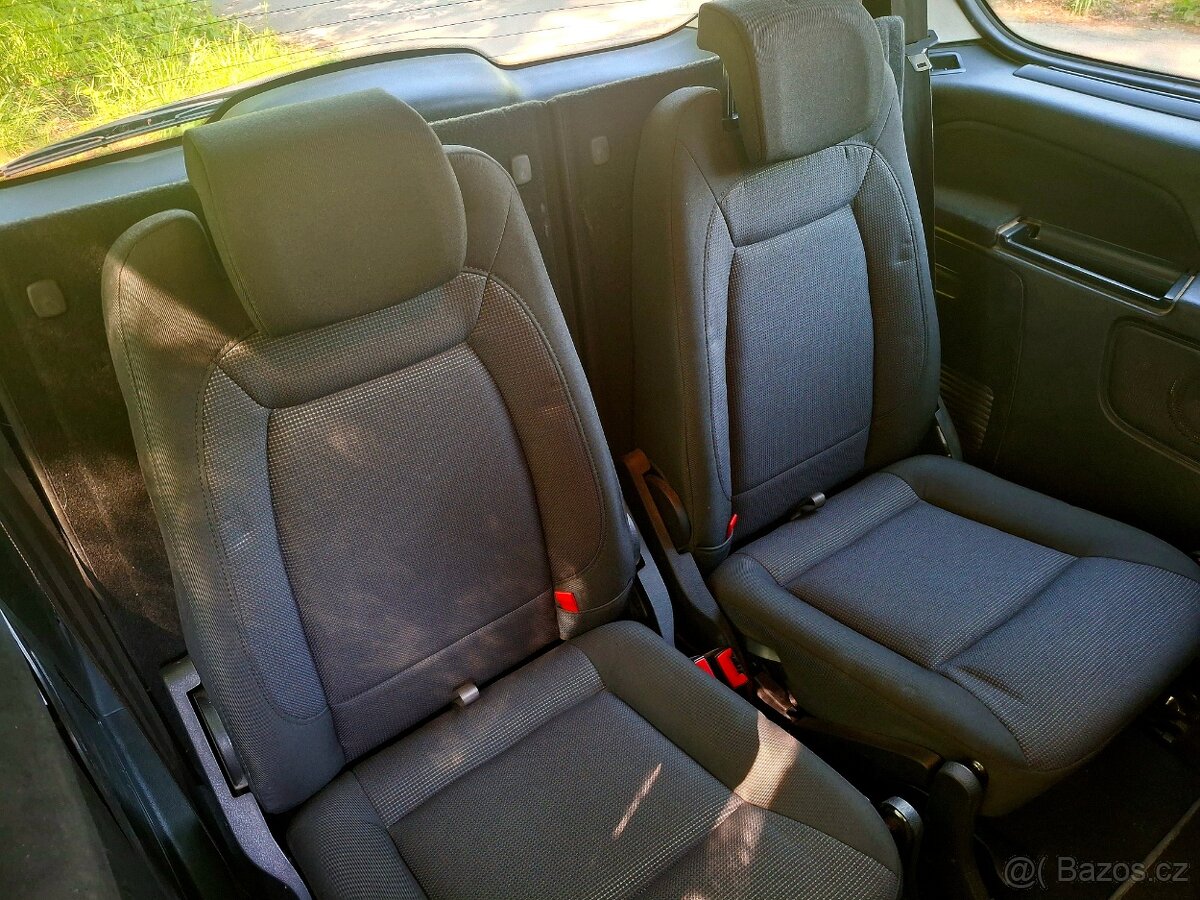 Ford galaxy 2.0 TDCi 7.míst webasto - 13