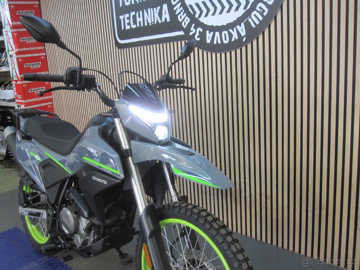 CFMOTO 250 DUAL (šedá) - 13