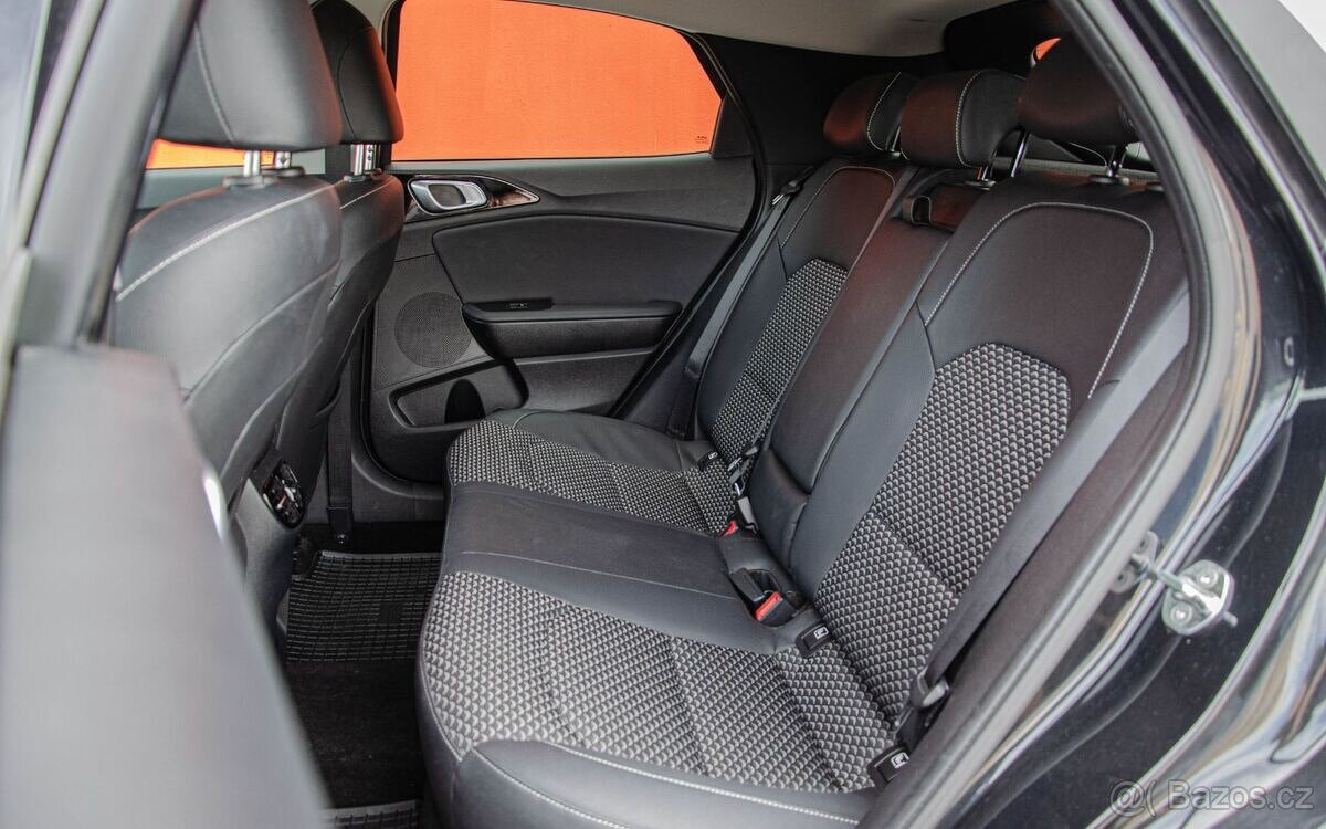 Kia XCeed 1.5 T-GDi, M6, 5d. - 13