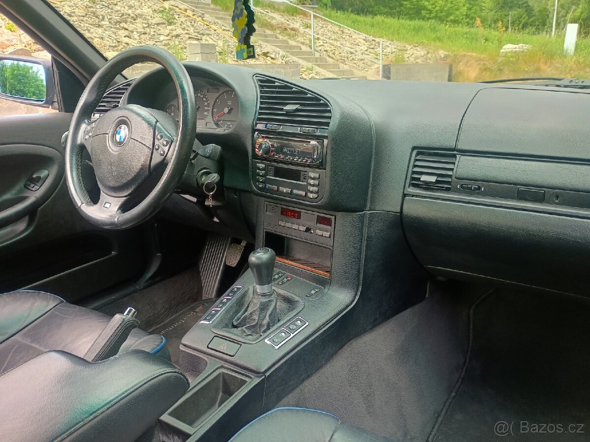 BMW E36 Cabrio 318i Idvidual mpaket Estorilblau - 13