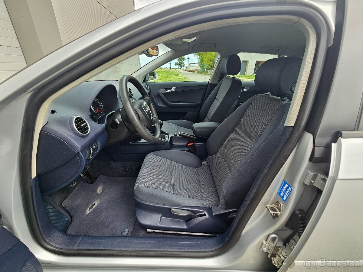 Audi A3 Sportback 1.6 MPi 75 kW - 13