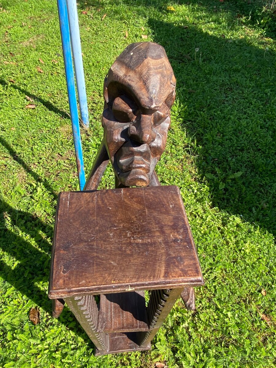 Dřevěný stojan na CD - 13