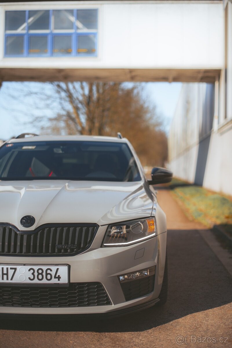 Škoda Octavia 3RS TSI - 13