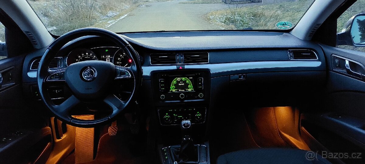 Škoda superb combi 2.0 tdi 125kw Facelift - 13