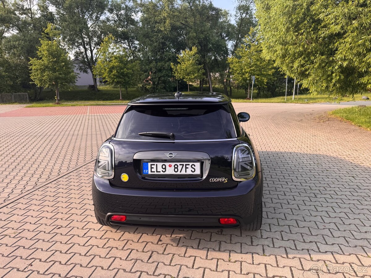 Mini COOPER SE 32kWh 135kW PANORAMA - 13