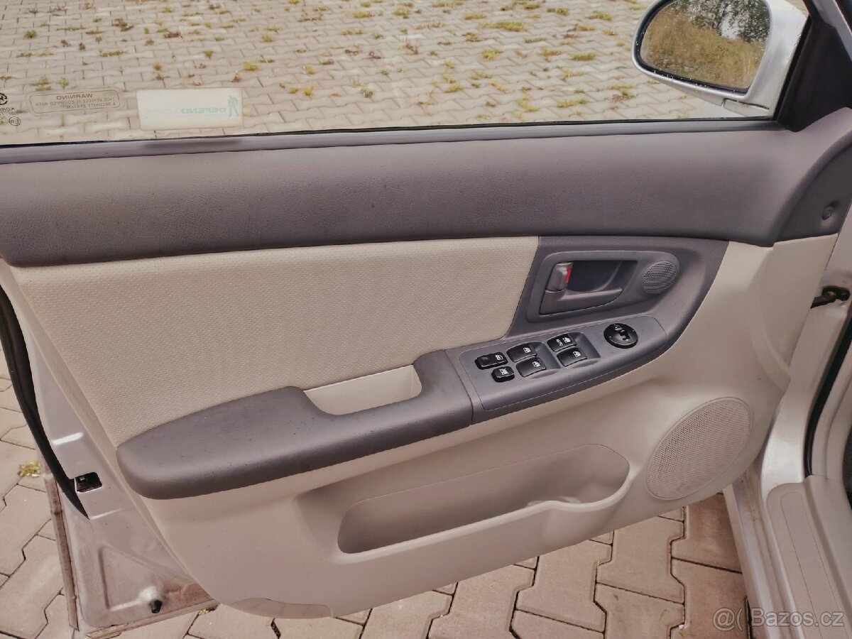 Kia cerato - 13