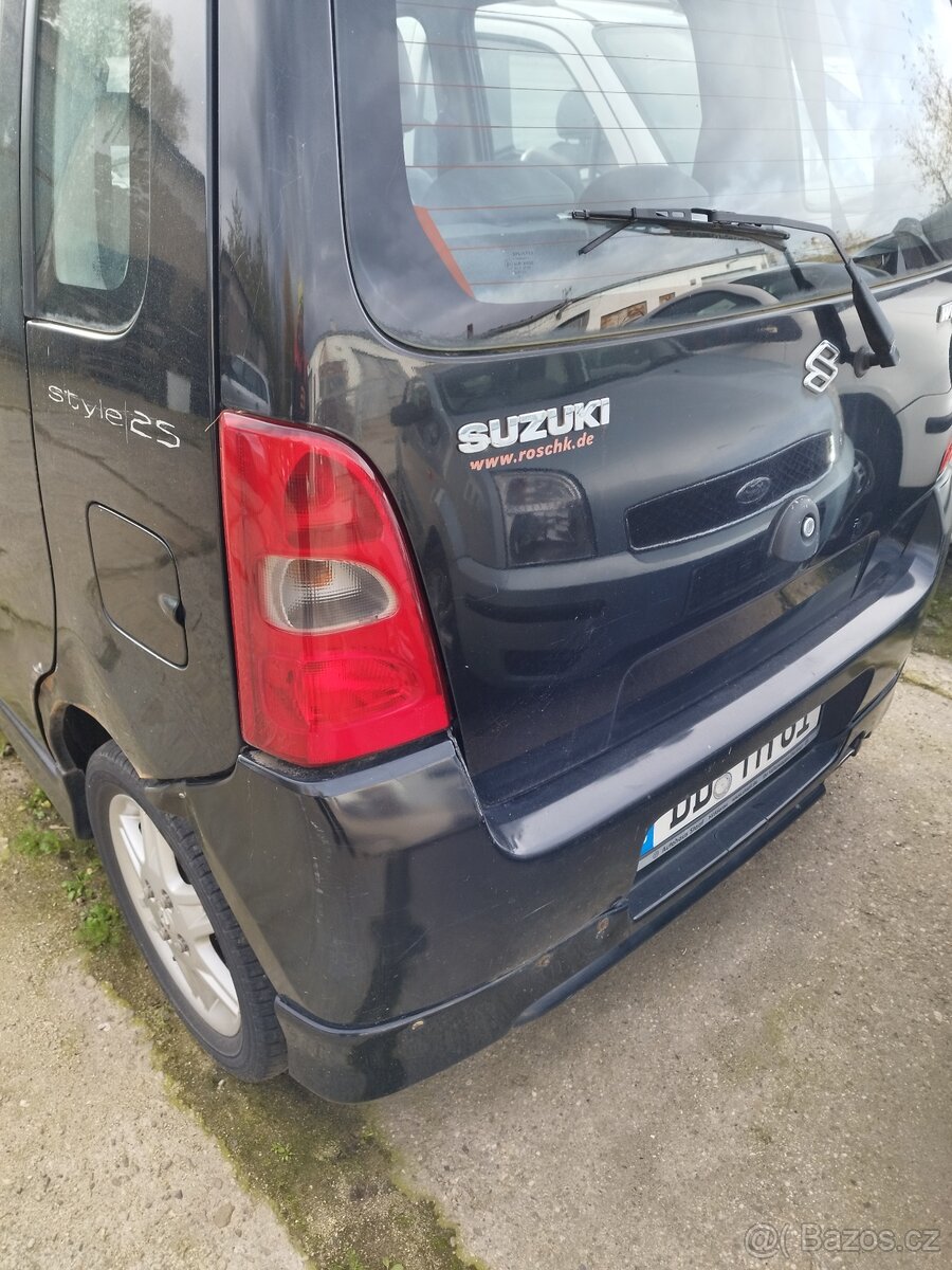 Suzuki R wagon - 13