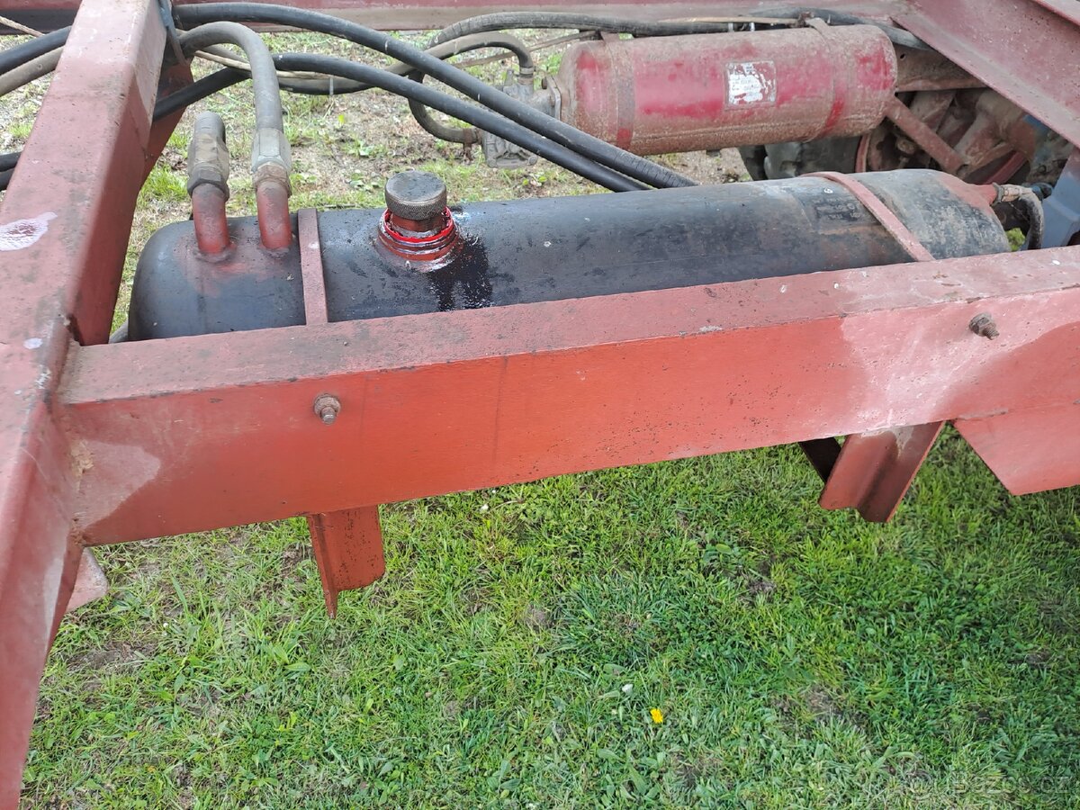 Vyvazecka dřeva hydraulická ruka v3s 2500kg - 13