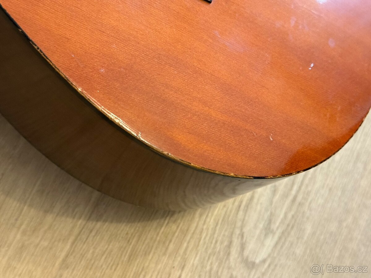 Klastická kytara Yamaha C40 se strapp buttons a pouzdrem - 13