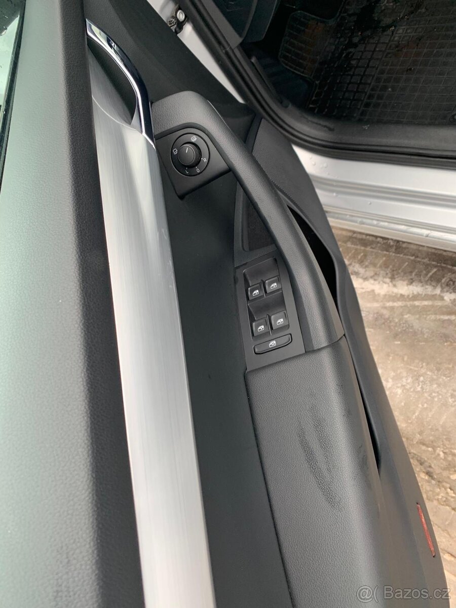 Škoda Octavia III face - 13