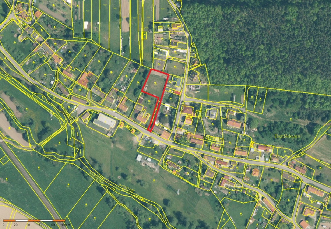 BEZDĚDOVICE - pozemek na RD - 13