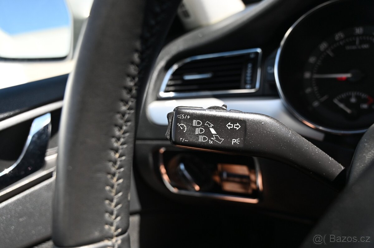Škoda Superb 2.0TDI 103KW Ambition 9/2012 - 13