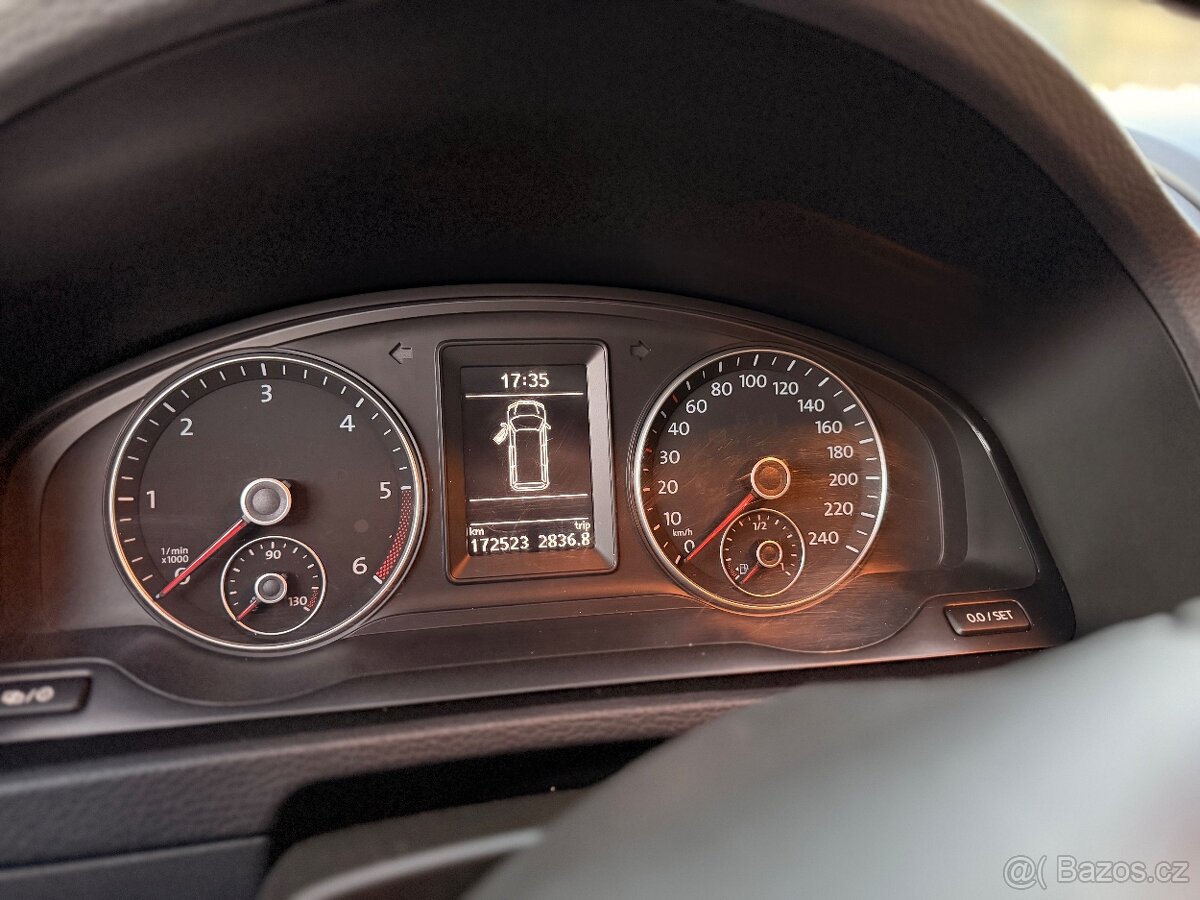 VW Multivan T5.1 Long 2.0 DSG 4x4 - 13