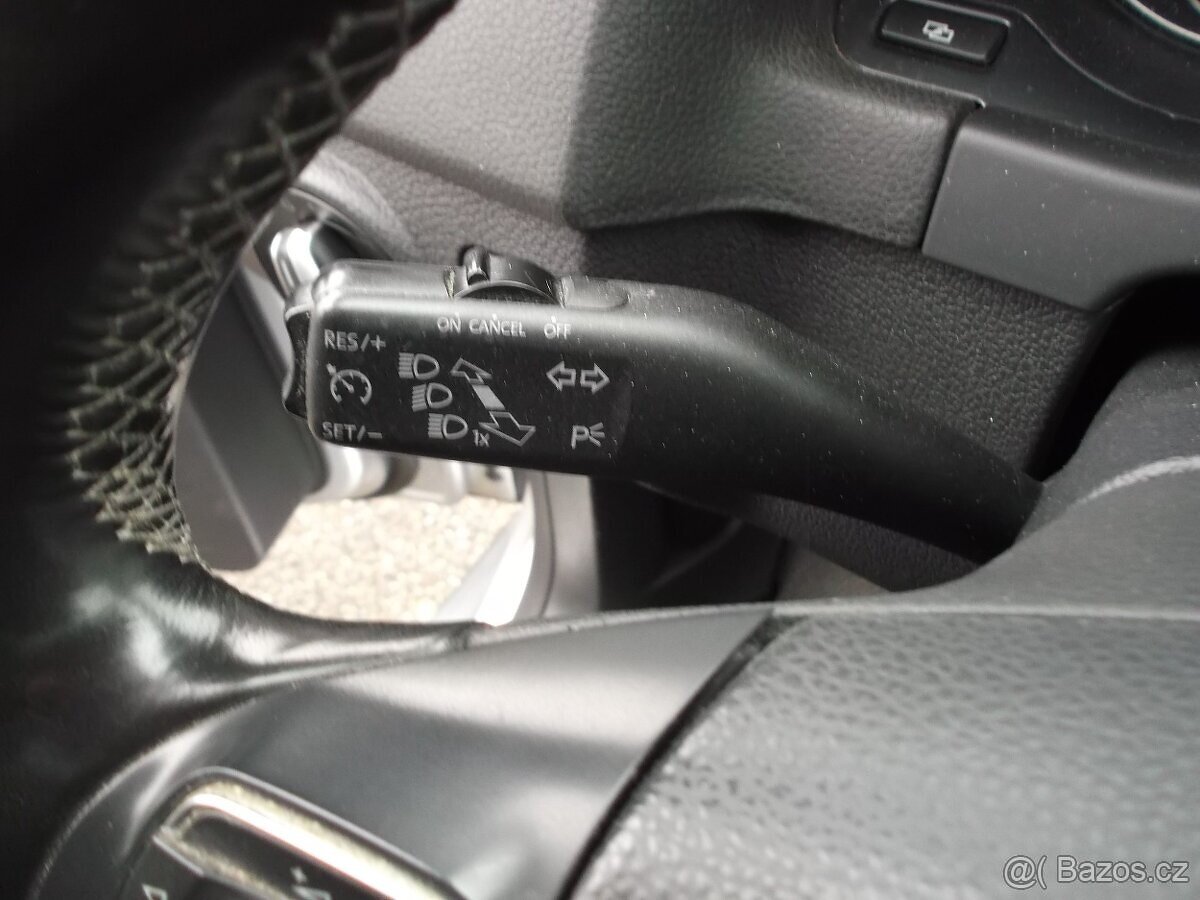 VW Golf Plus 1,4 16V STYLE vyhř.sed,parksenz P+Z,temp,BTtel - 13