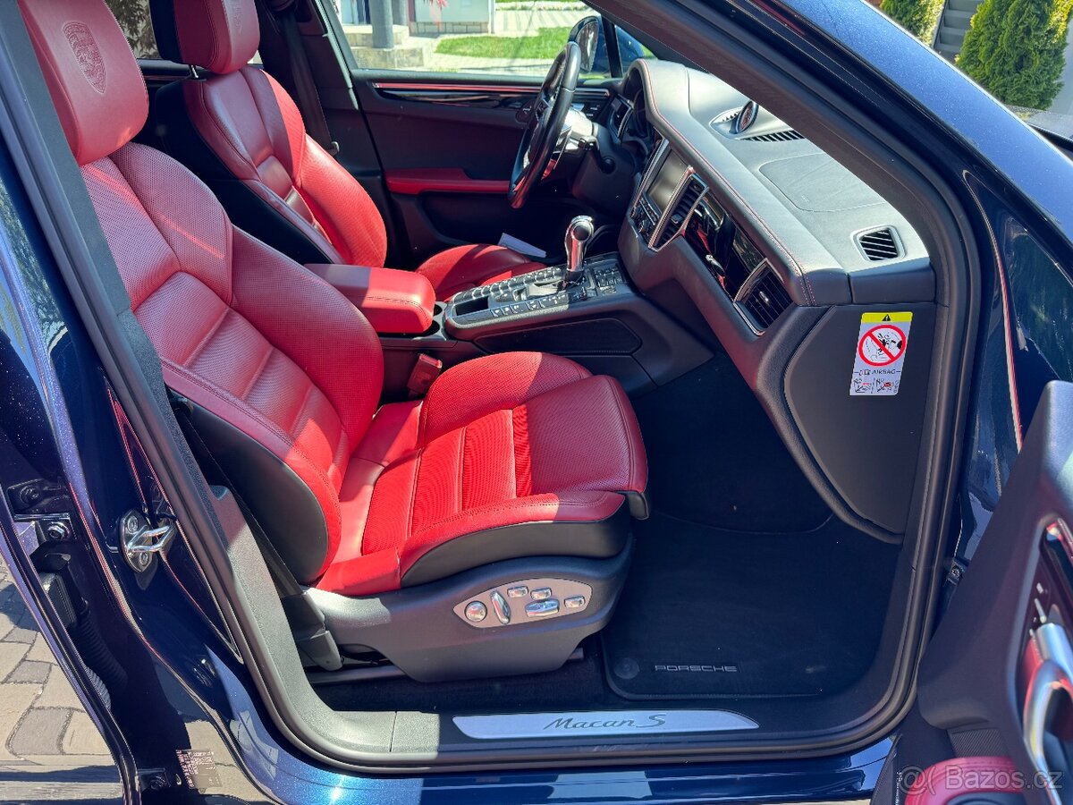 Porsche Macan S, výfuky, chrono, VÝBAVA, STAV - 13