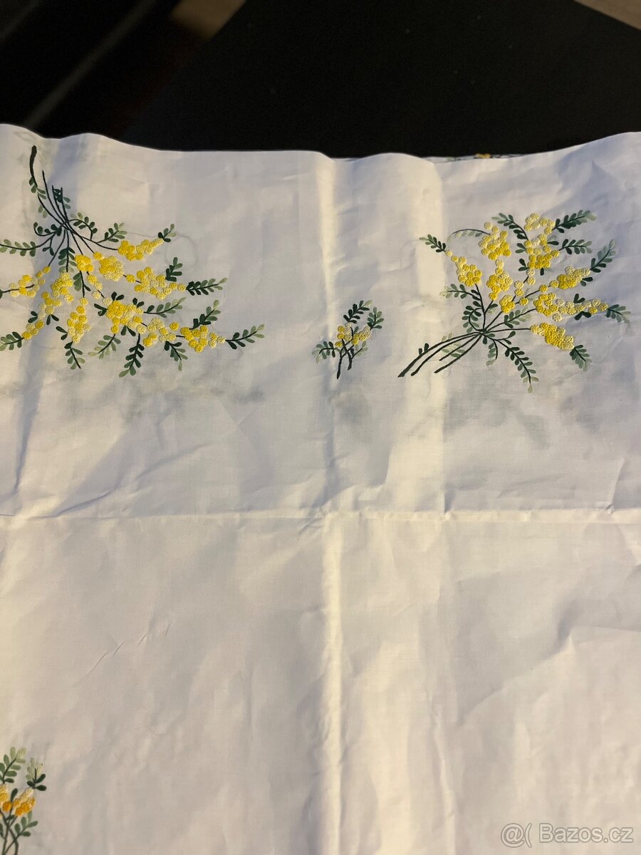 Francouzský plátěný, vyšívaný ubrus (mimóza)+ ubrousky - 13