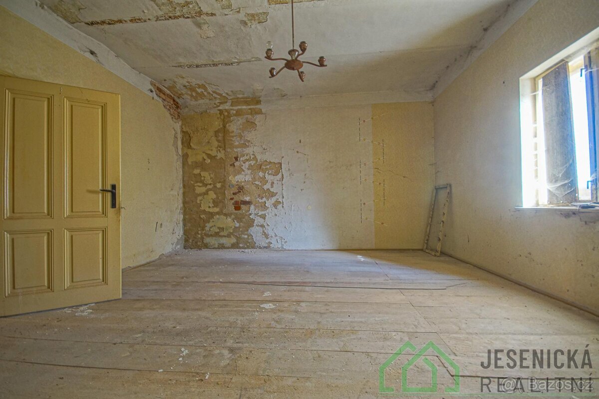 Prodej rodinného domu Supíkovice - 13