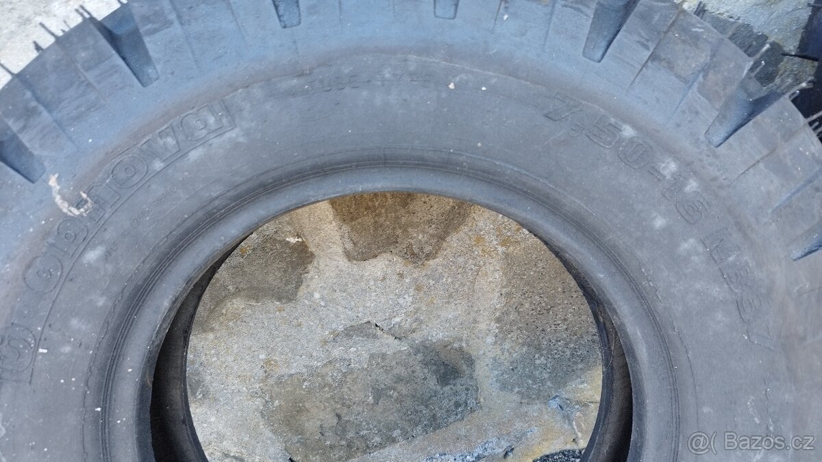 Traktorové pneumatiky - 13