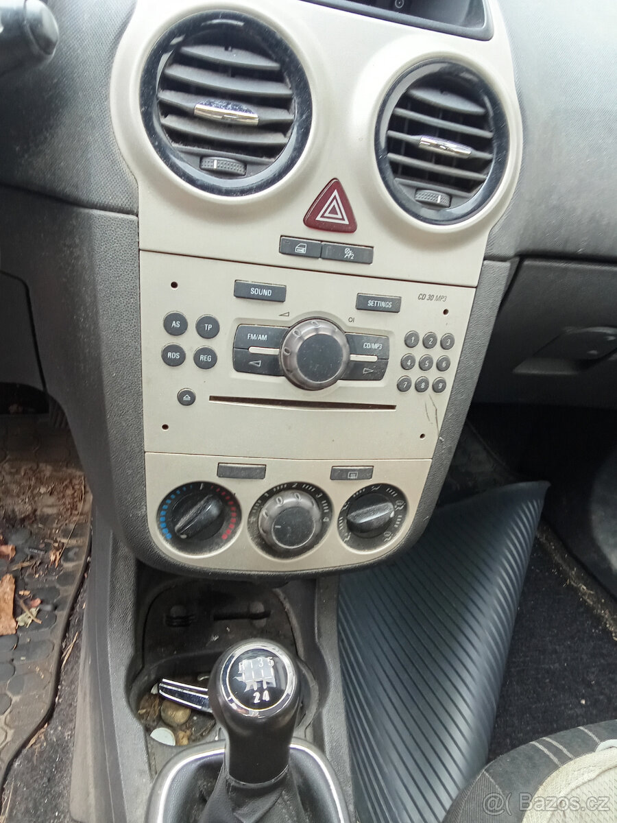 Opel Corsa D 1,2 16V - náhradní díly - 13