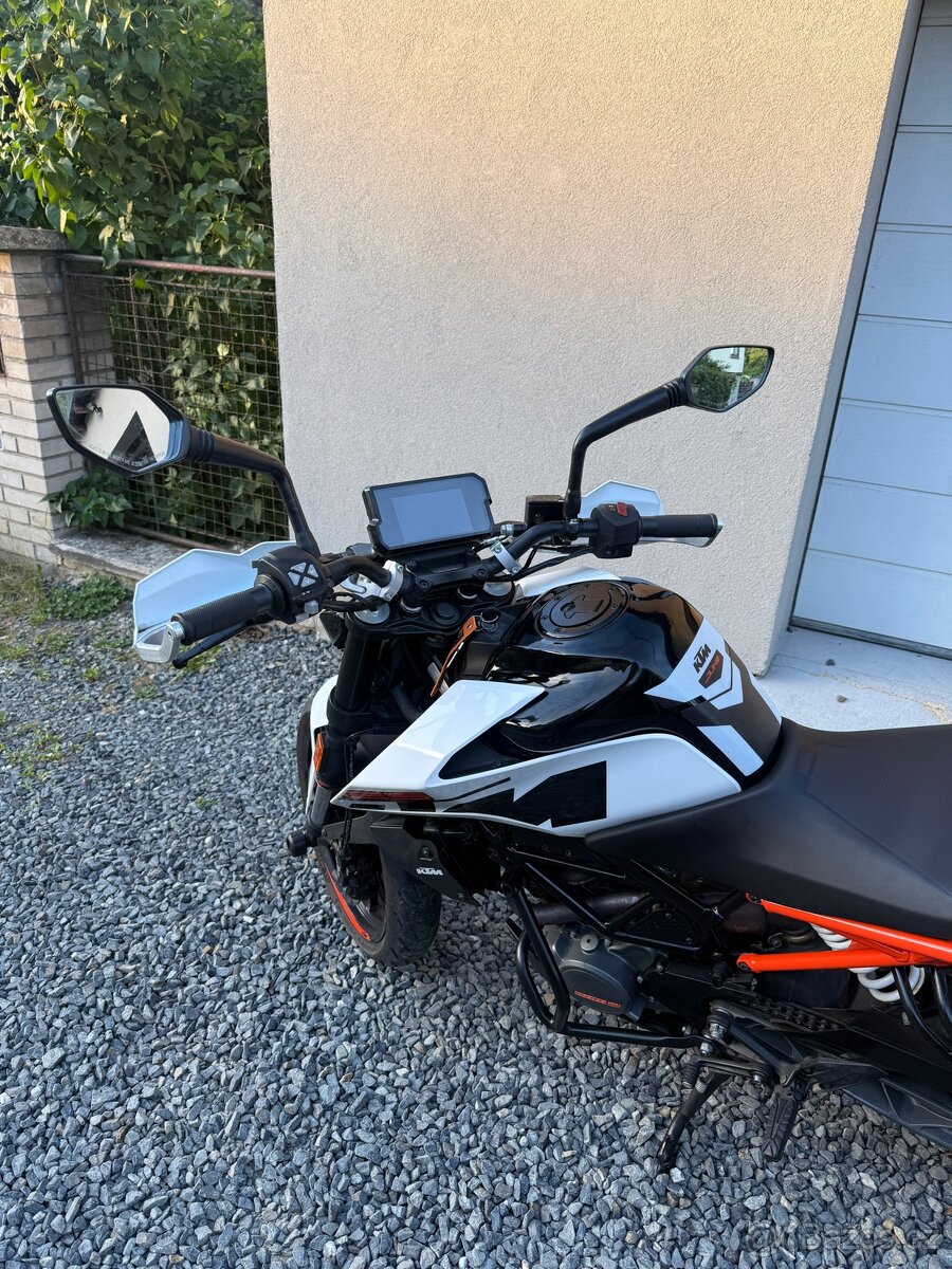 KTM Duke 125 2020 - 13