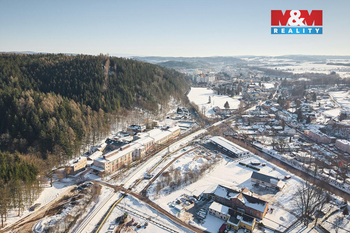 Prodej výrobního objektu, 1667 m², Trutnov - 13