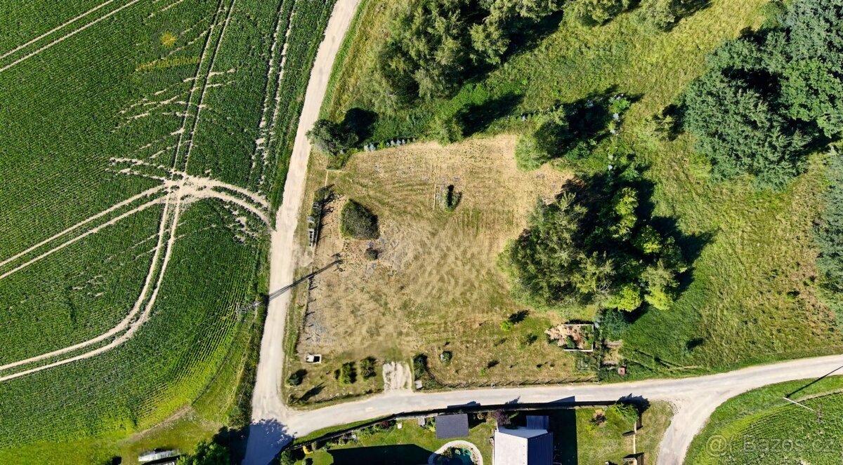 Prodej pozemku 1442 m2 - 13