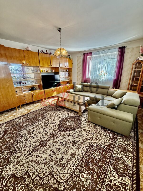 Prodej prostorného RD, užitná plocha 136 m2 a pozemek 2894 m - 13