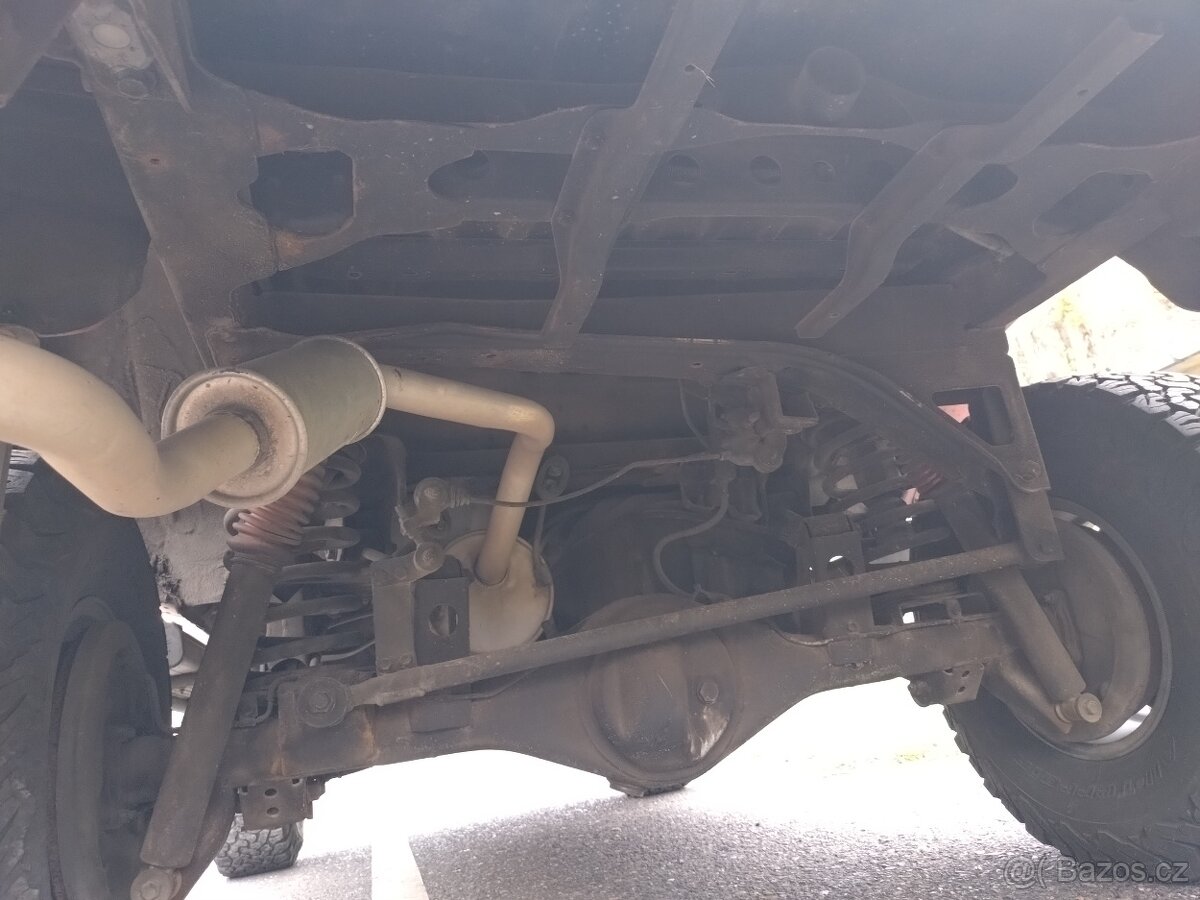 Toyota 4Runner 3.0 V6 - 13