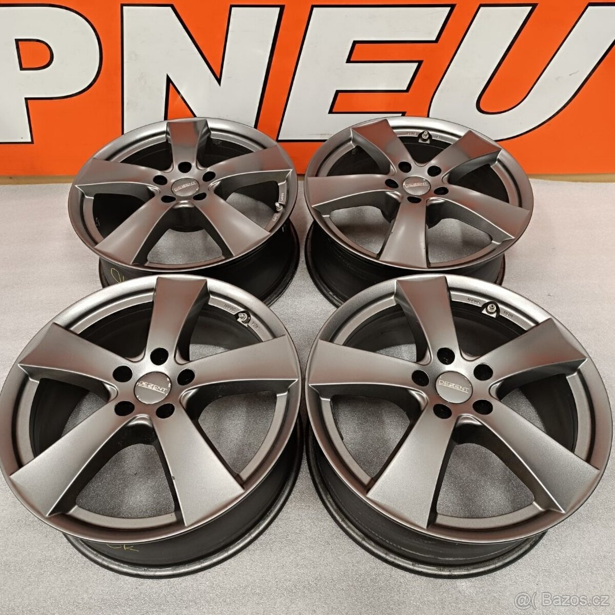 Alu kola Dezent 7,5Jx18 , R18 , 5x112, ET38 - 13