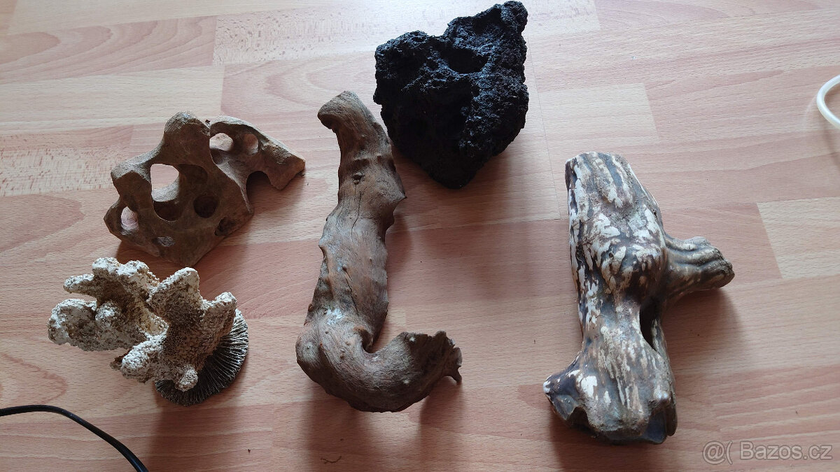 Akvárium 72l s příslušenstvím - 13