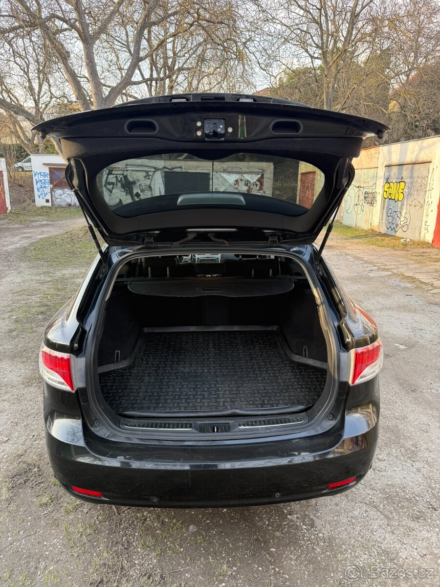 Toyota Avensis 2.0 93 kw 2011 - 13