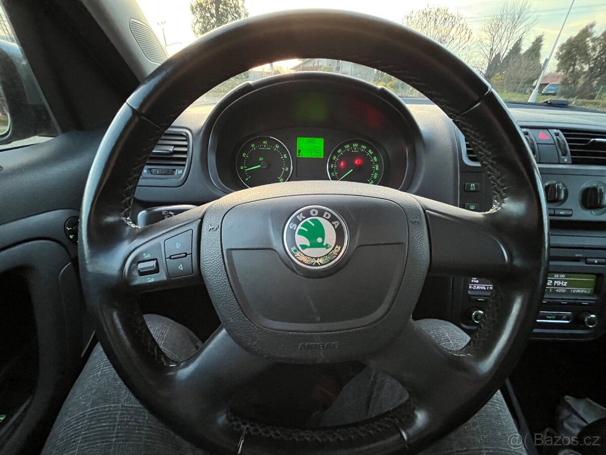 ŠKODA Roomster Ambition 1.2 TSI 63 kW, CZ, serviska - 13