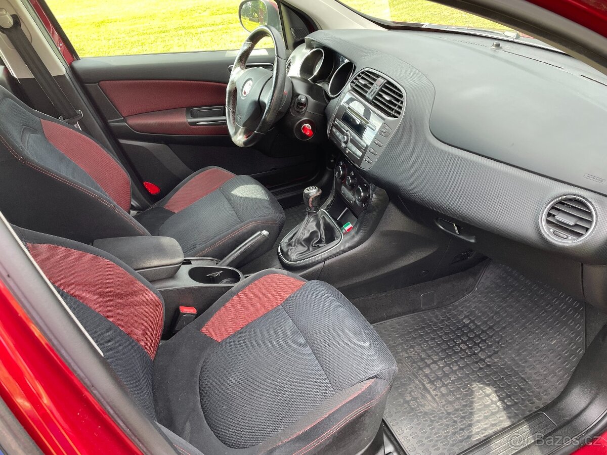 Fiat Bravo 1,4i 16V Sport - facelift - ČR - servis - 2012 - 13