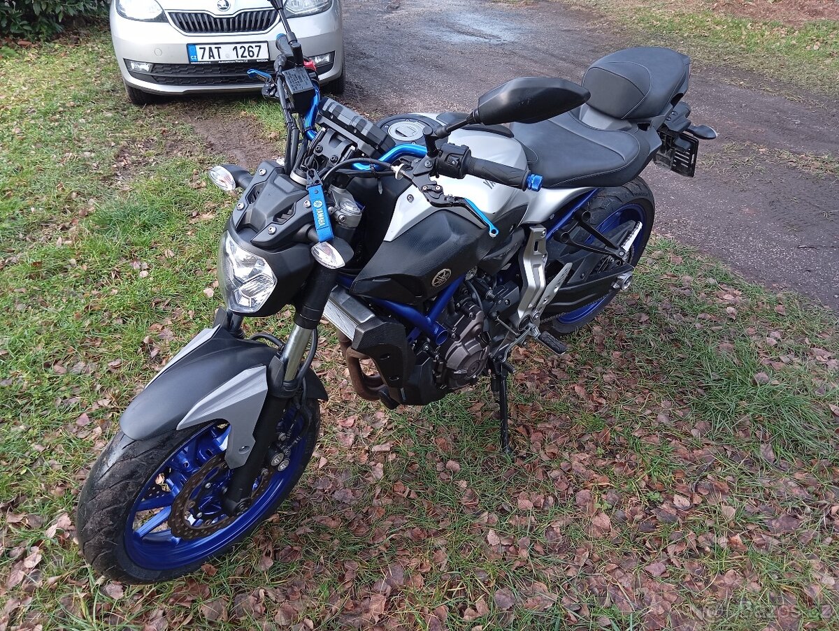 Yamaha MT-07 Race Blue series - 13