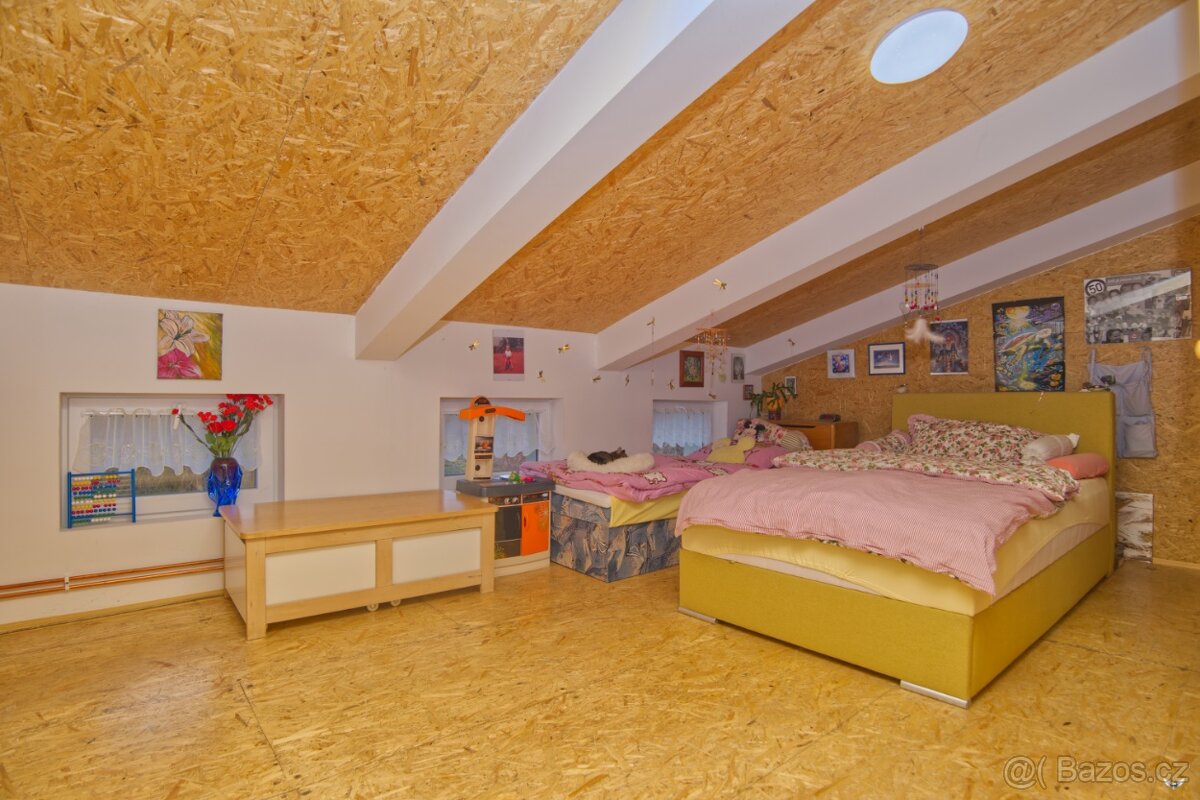 Prodám dům 6+1 - 13