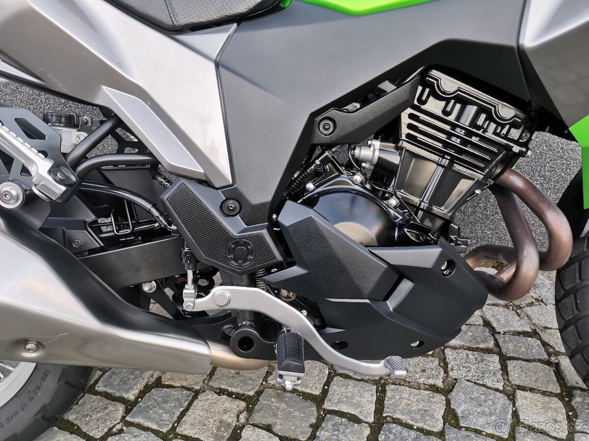 Kawasaki Versys 300 - 13
