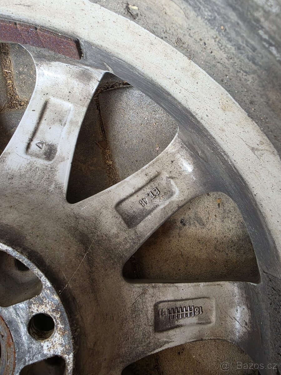 Zimní sada 225/45 R17, 8Jx17H2, ET 48 - 13