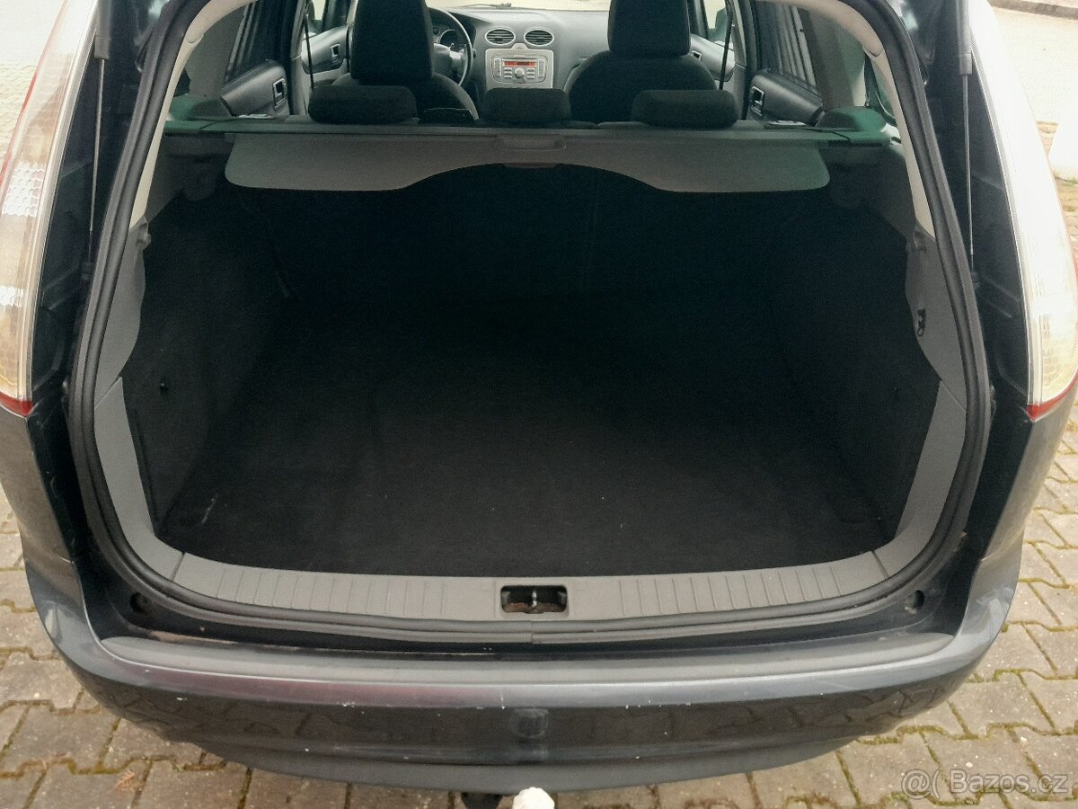 Ford Focus combi 1.6.TDCi, 80kW, manuál - 13