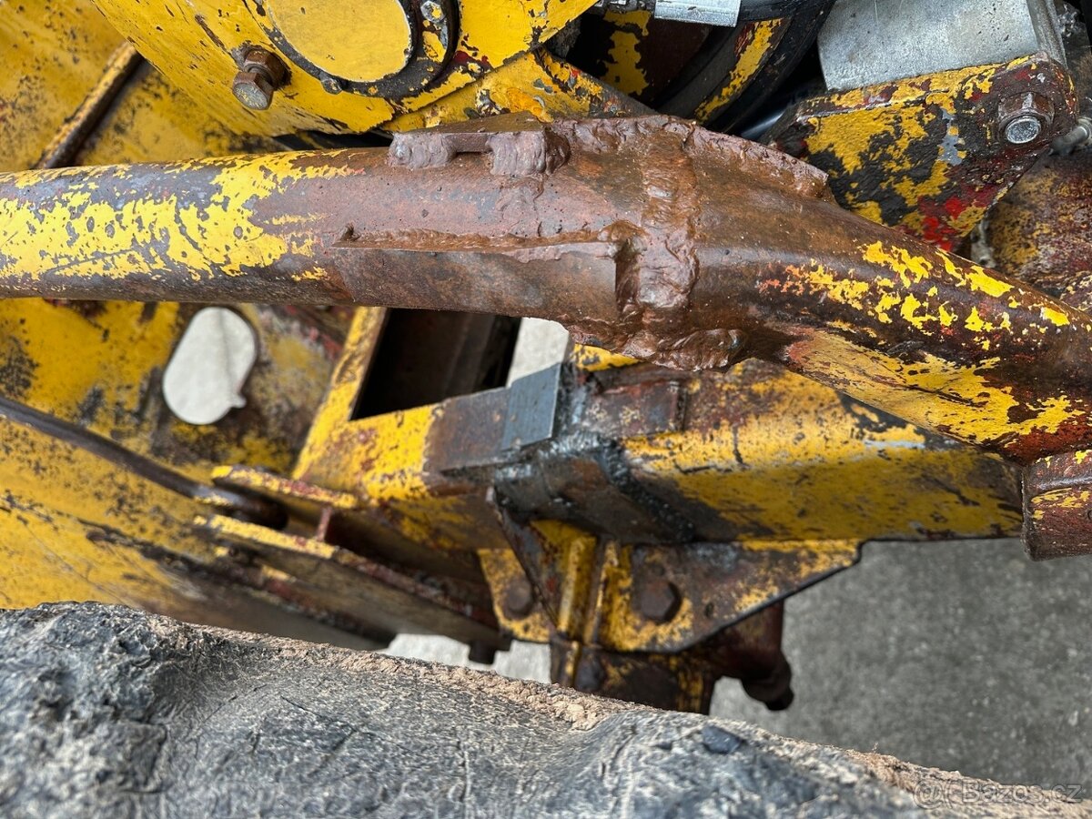 LKT 81 1982 VIN 1317 - 13