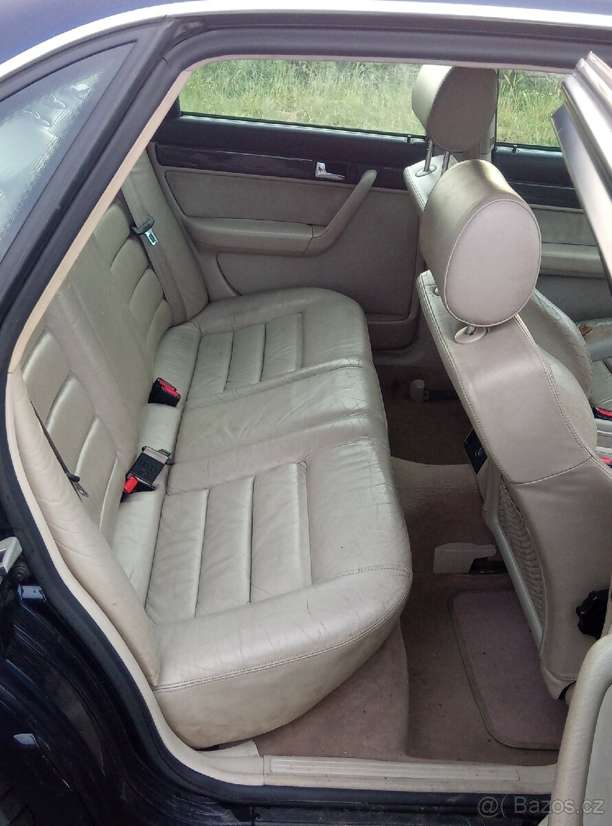 Audi C4 S6 4.2i guattro manuál - 13