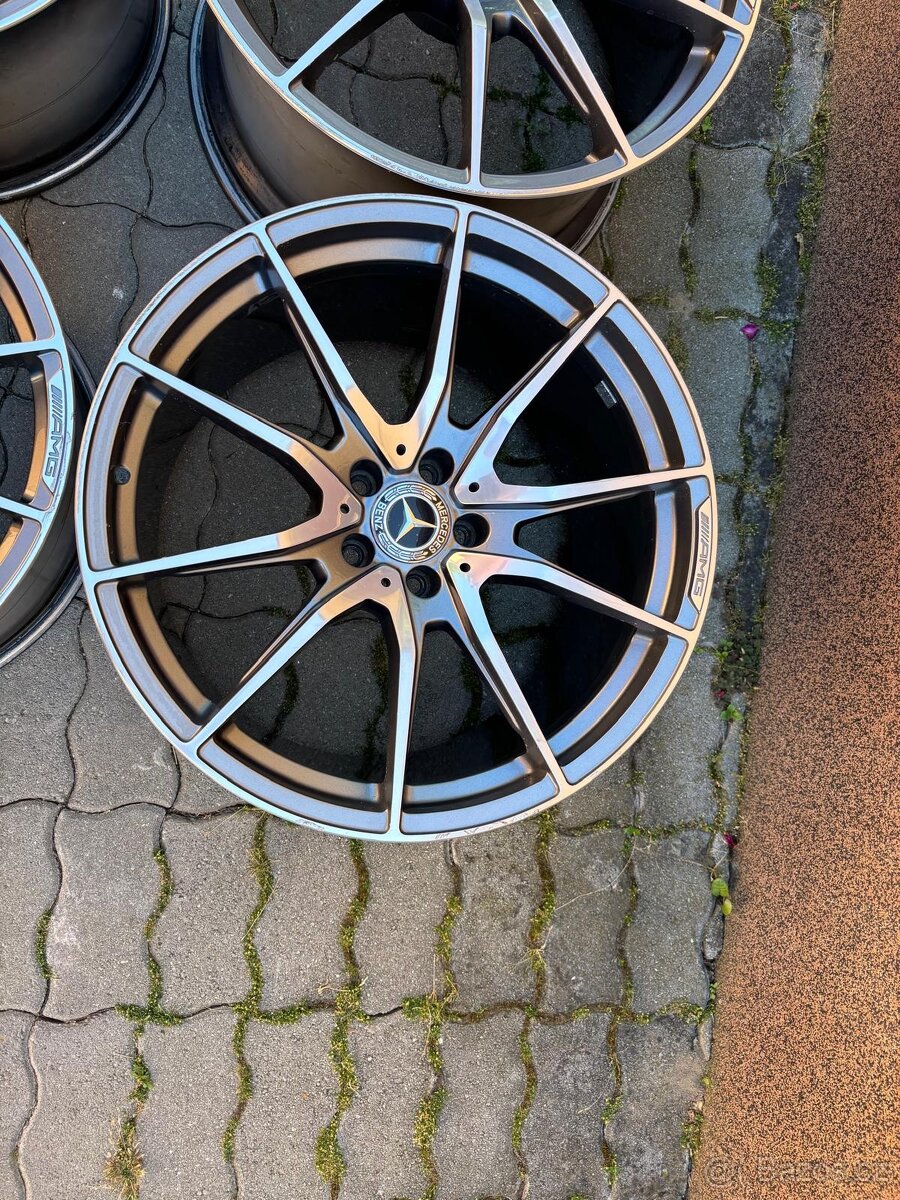 Kola MERCEDES AMG GT coupe - R20 / R19 AMG disky - 13