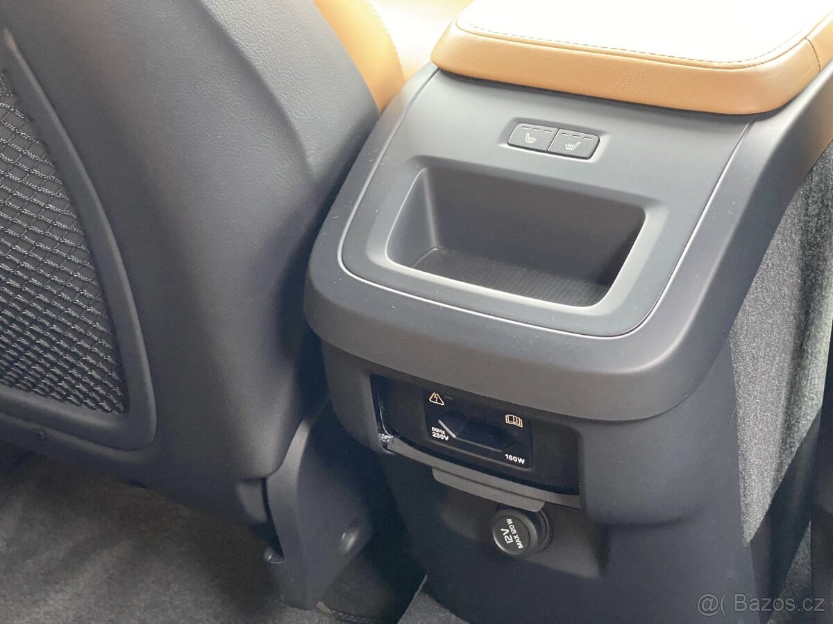 VOLVO XC90 11/2019 / B5 / AWD / INSCRIPTION - 13