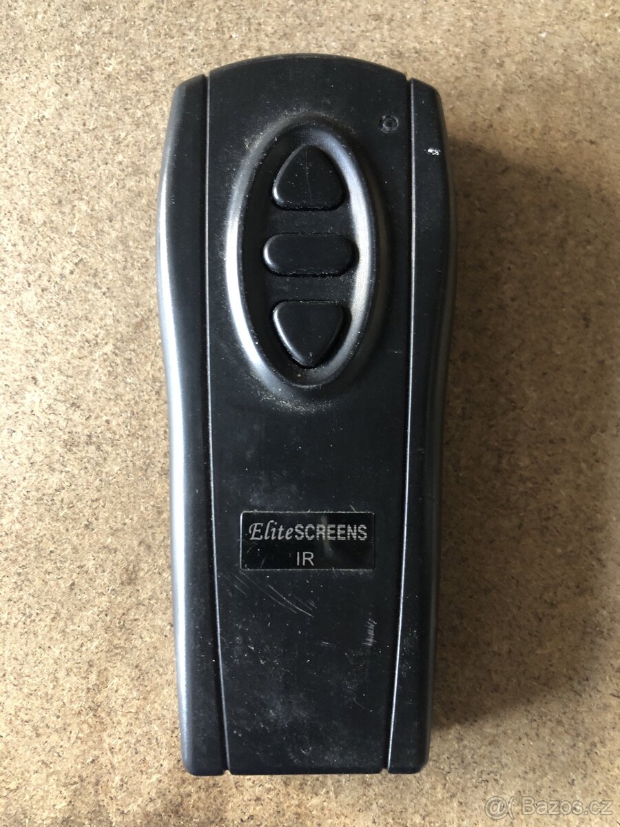 Projekční plátno motorické,rámové,vypínací - 13