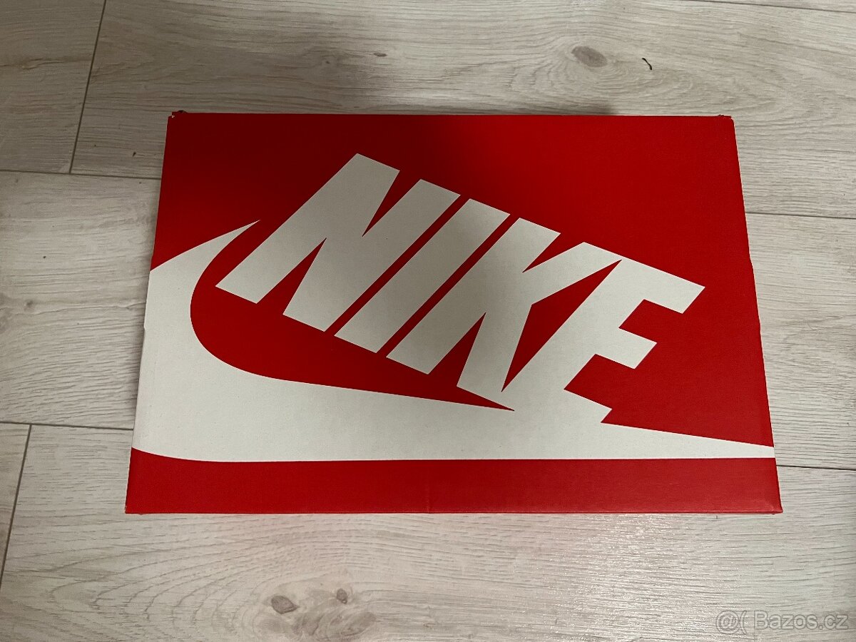 Boty Jordan a Nike - 13