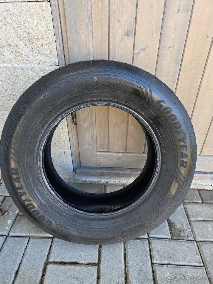 Goodyear Efficientgrip nové pneumatiky suv kvalitní - 13